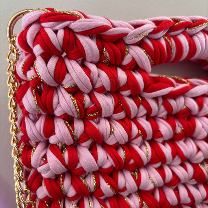 Sac tendance rose/rouge en crochet